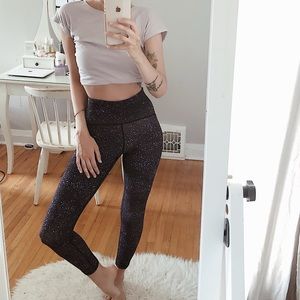 Lululemon- Wunder Under mesh stripe leggings